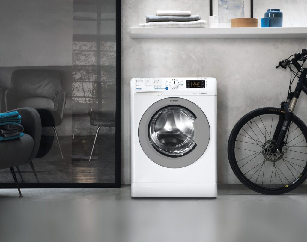 Indesit INNEX DG201572354 lavatrice e1482161465127